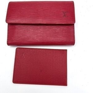AUTHENTIC Louis Vuitton wallet with additional ID holder. Red.
